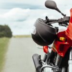 Błotniki motocyklowe tylne a bezpieczeństwo jazdy – jakie mają znaczenie?
